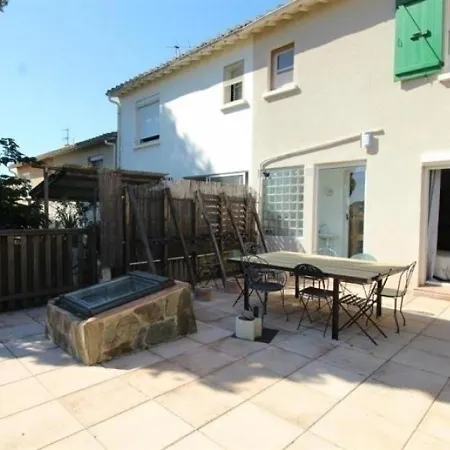Maison Individuelle Avec Jardin Pour 6 Personnes Pres Du Centre-ville - Fr-1-309-189