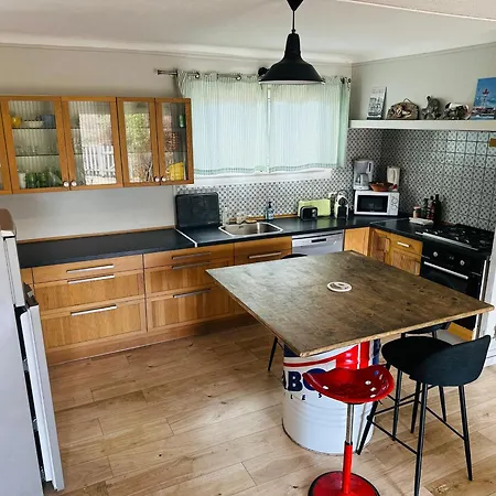Holiday home Maison Individuelle Avec Jardin Pour 6 Personnes Pres Du Centre-ville - Fr-1-309-189